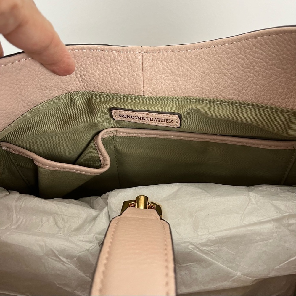 G.I.L.I. Classic Hobo Pebbled Leather in Blush. NWOT. Large #361 - Picture 10 of 12